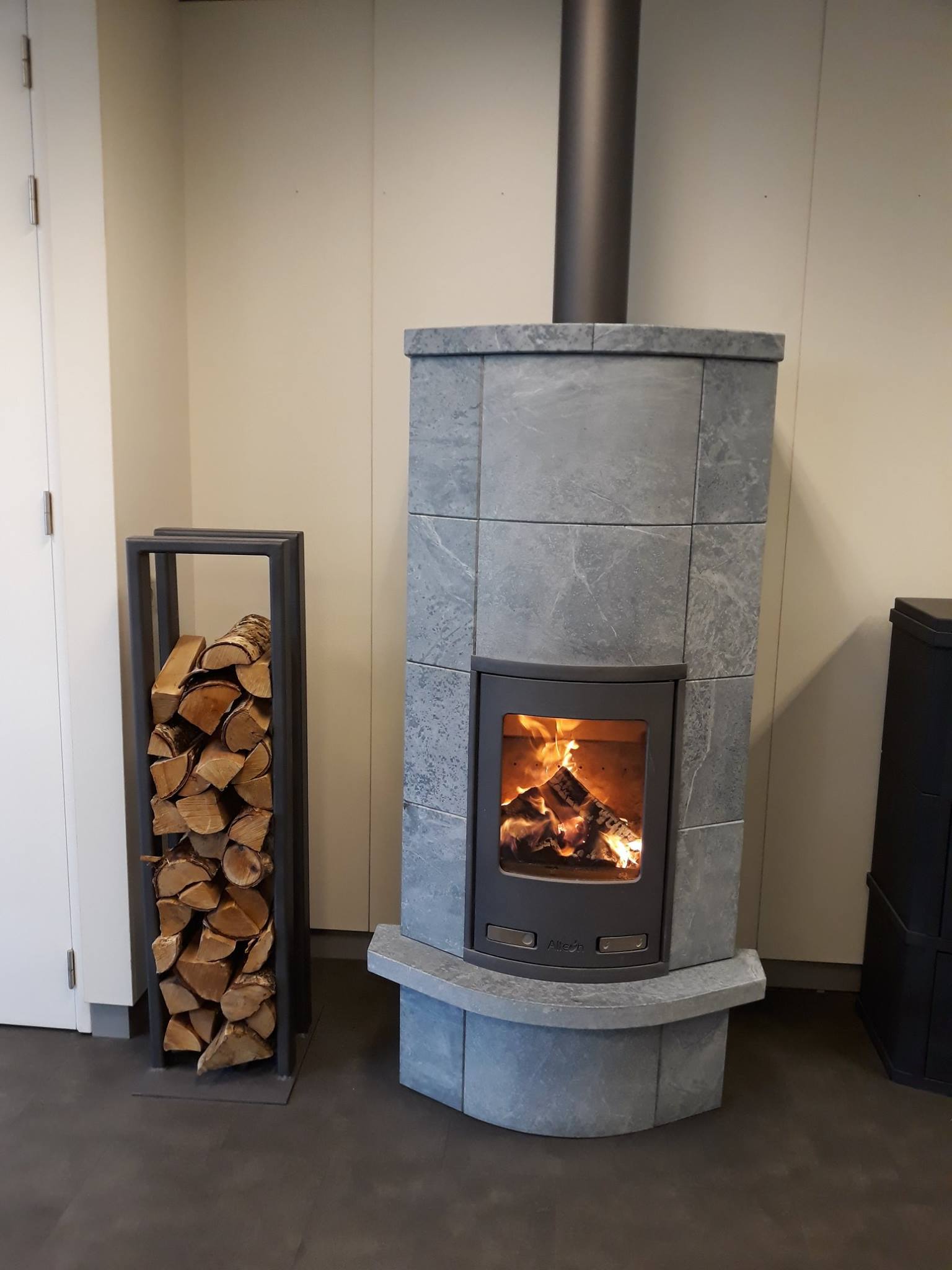 Demicaisse bois de chauffage aulne ultra sec HP CHAUFFAGE — free download